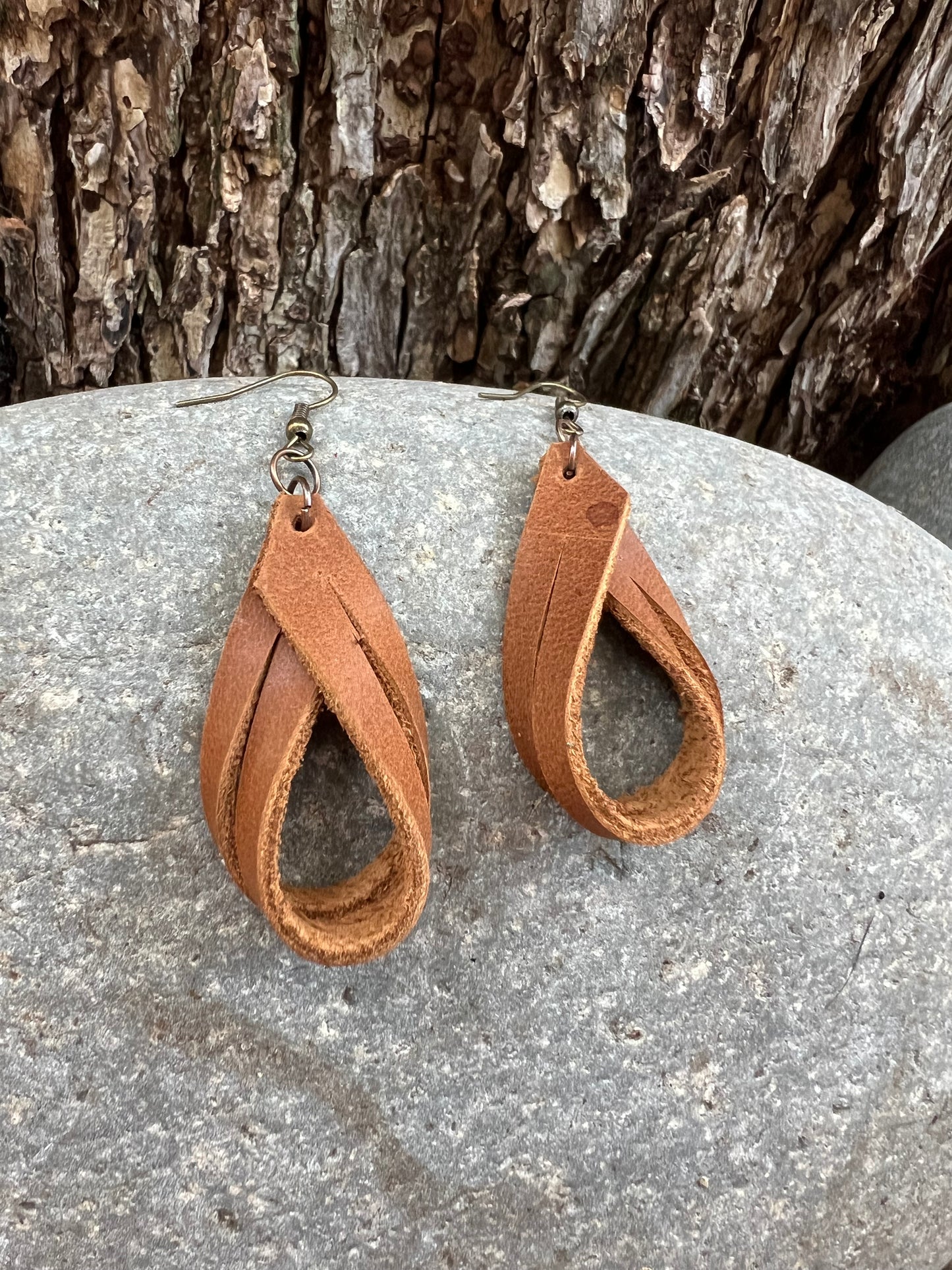 Lagrima Leather Earrings